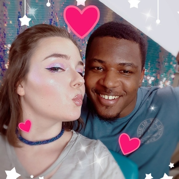 Meet you seller/buyer <3 - Picture 3 of 5